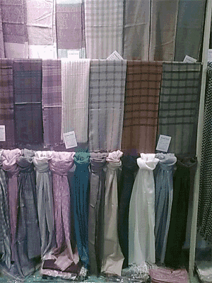 Manufacturers Exporters and Wholesale Suppliers of Pashmina shawl srinagar Jammu & Kashmir